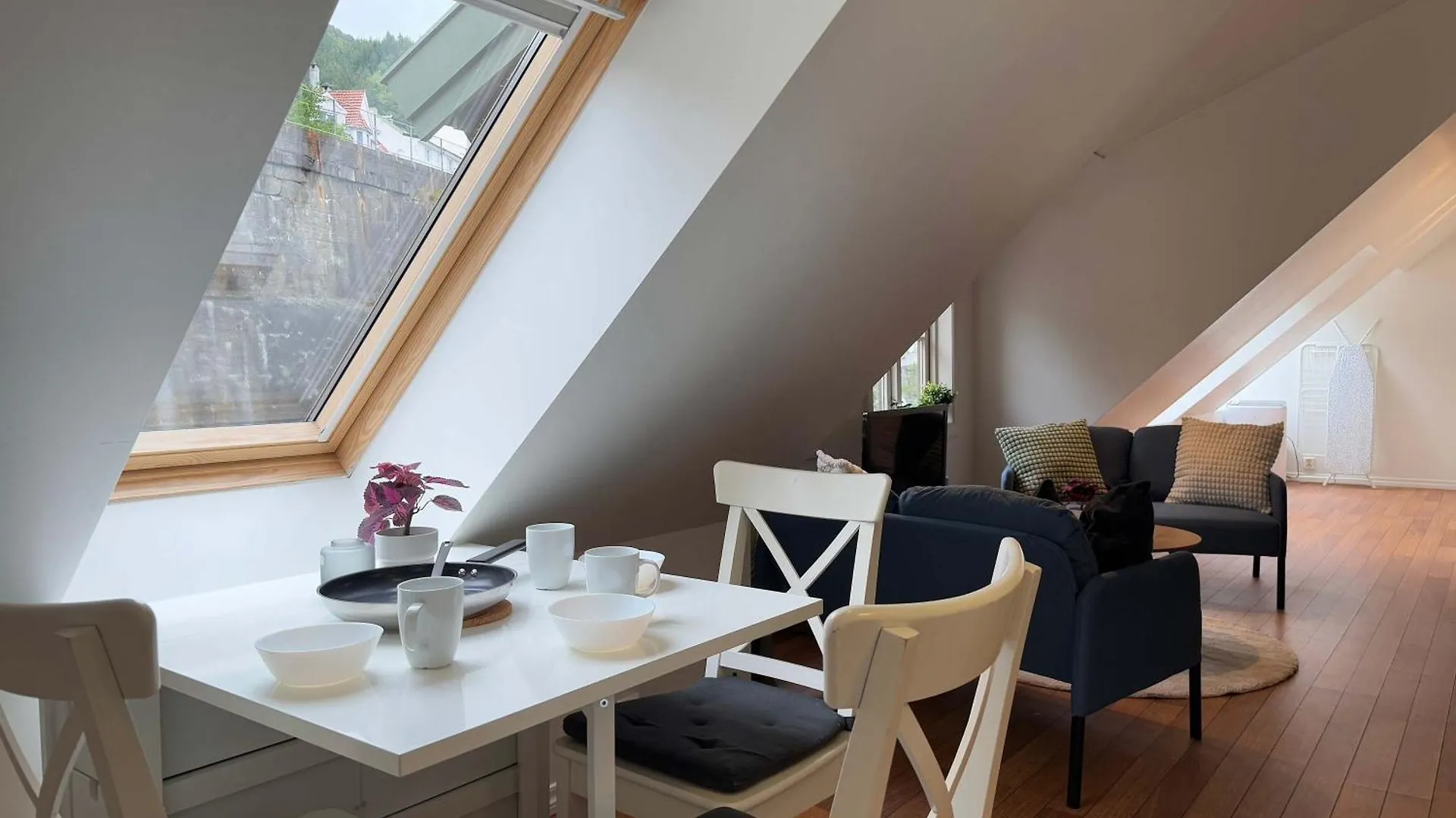 Cozy Apartment - Free Parking Bergen