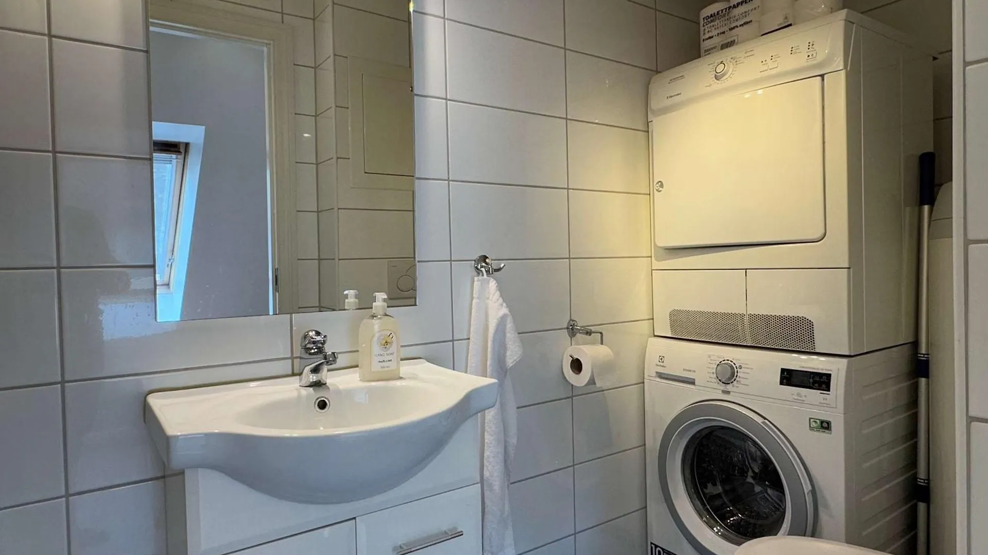 Cozy Apartment - Free Parking Bergen