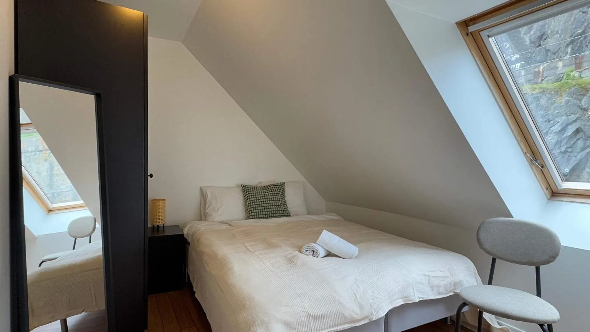 Cozy Apartment - Free Parking Bergen