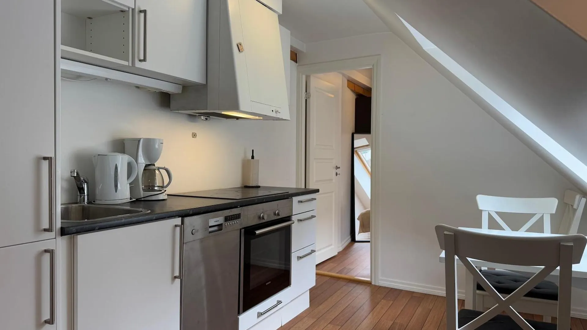 Cozy Apartment - Free Parking Bergen